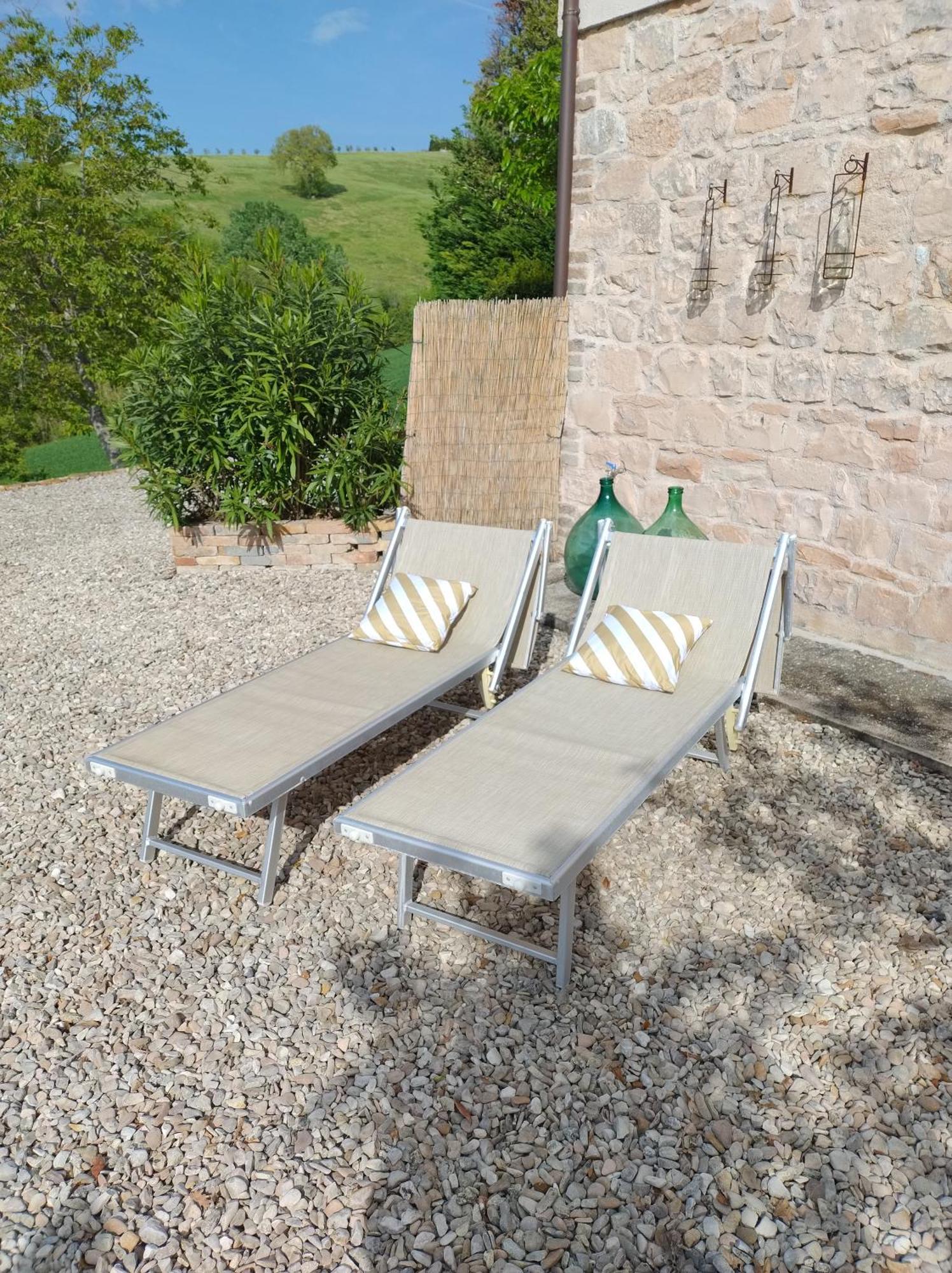 Rosa Nel Pozzo Apartments And B&B San Pietro  Экстерьер фото